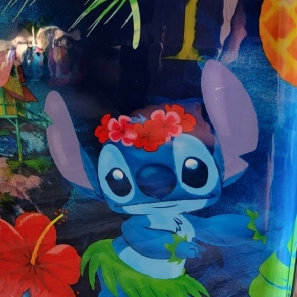 Disney Stitch 24" Hardsided Rolling Luggage Exclusive - Picture 5 of 7